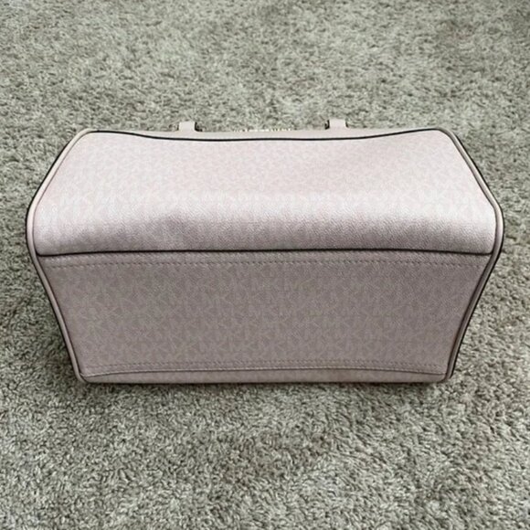 Michael Kors Jet Set Medium Travel Duffel Satchel Handbag โข Light Powder Blush - Picture 5 of 7